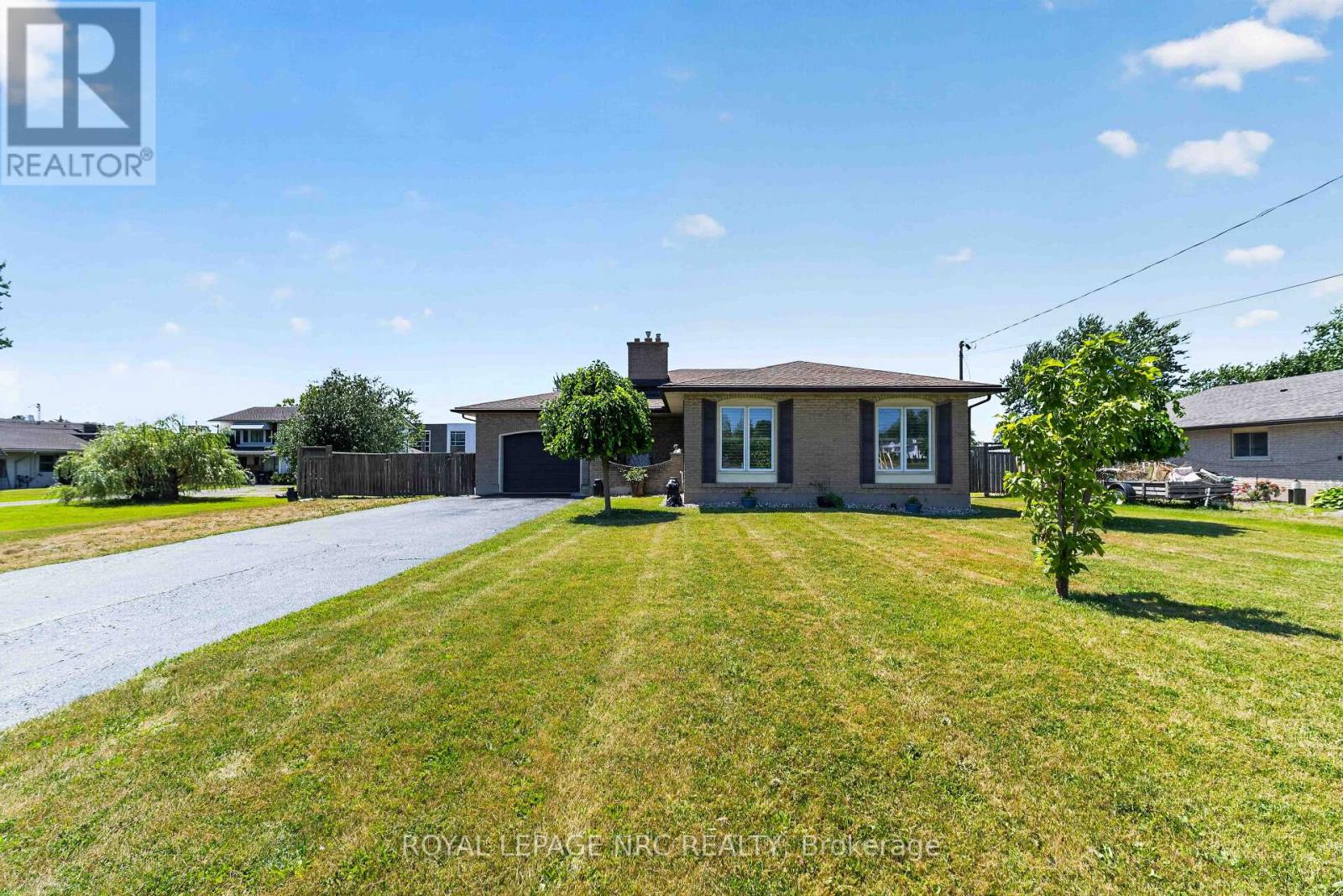 1095 Green Acres Drive, Fort Erie, Ontario  L2A 5P2 - Photo 2 - X13570604