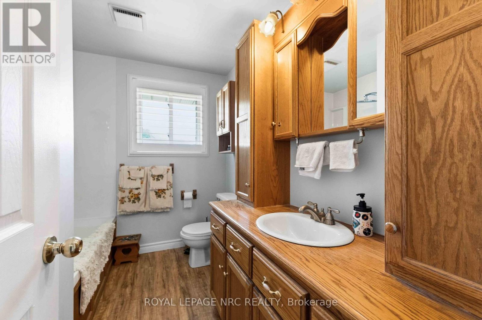 1095 Green Acres Drive, Fort Erie, Ontario  L2A 5P2 - Photo 21 - X13570604