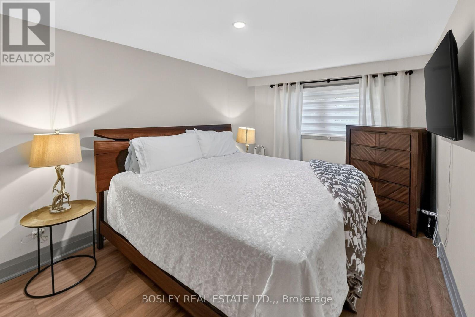 39 Platoff Street, Niagara-On-The-Lake, Ontario  L0S 1J0 - Photo 12 - X13570634