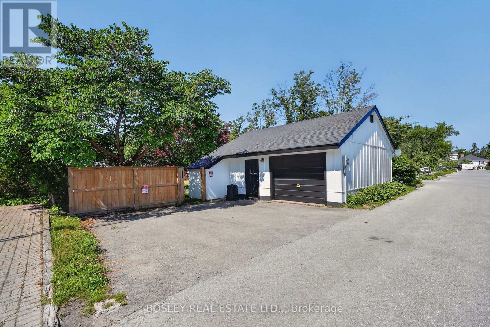 39 Platoff Street, Niagara-On-The-Lake, Ontario  L0S 1J0 - Photo 22 - X13570634