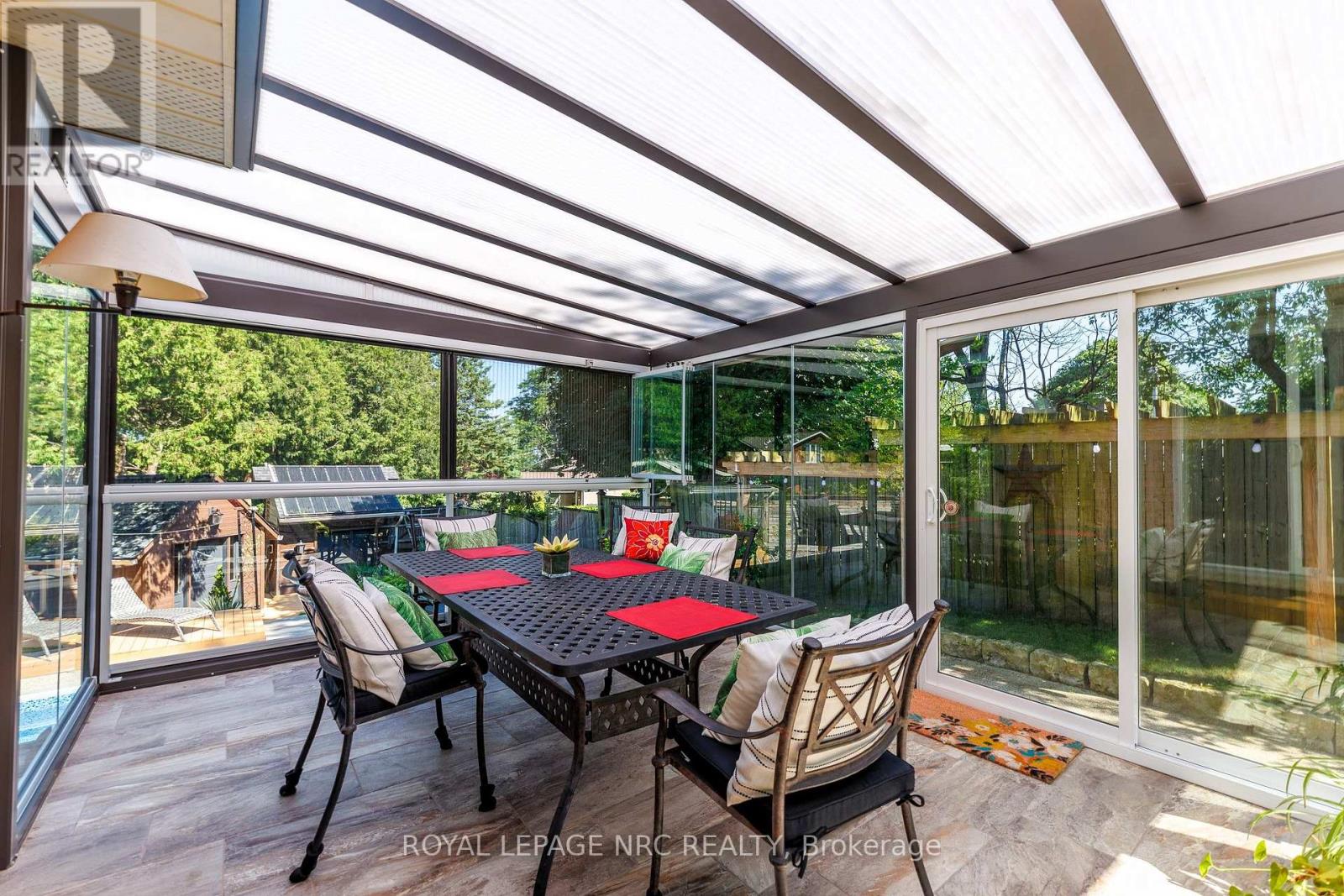 15 Petronella Parkway, Pelham, Ontario  L0S 1E0 - Photo 12 - X13570846