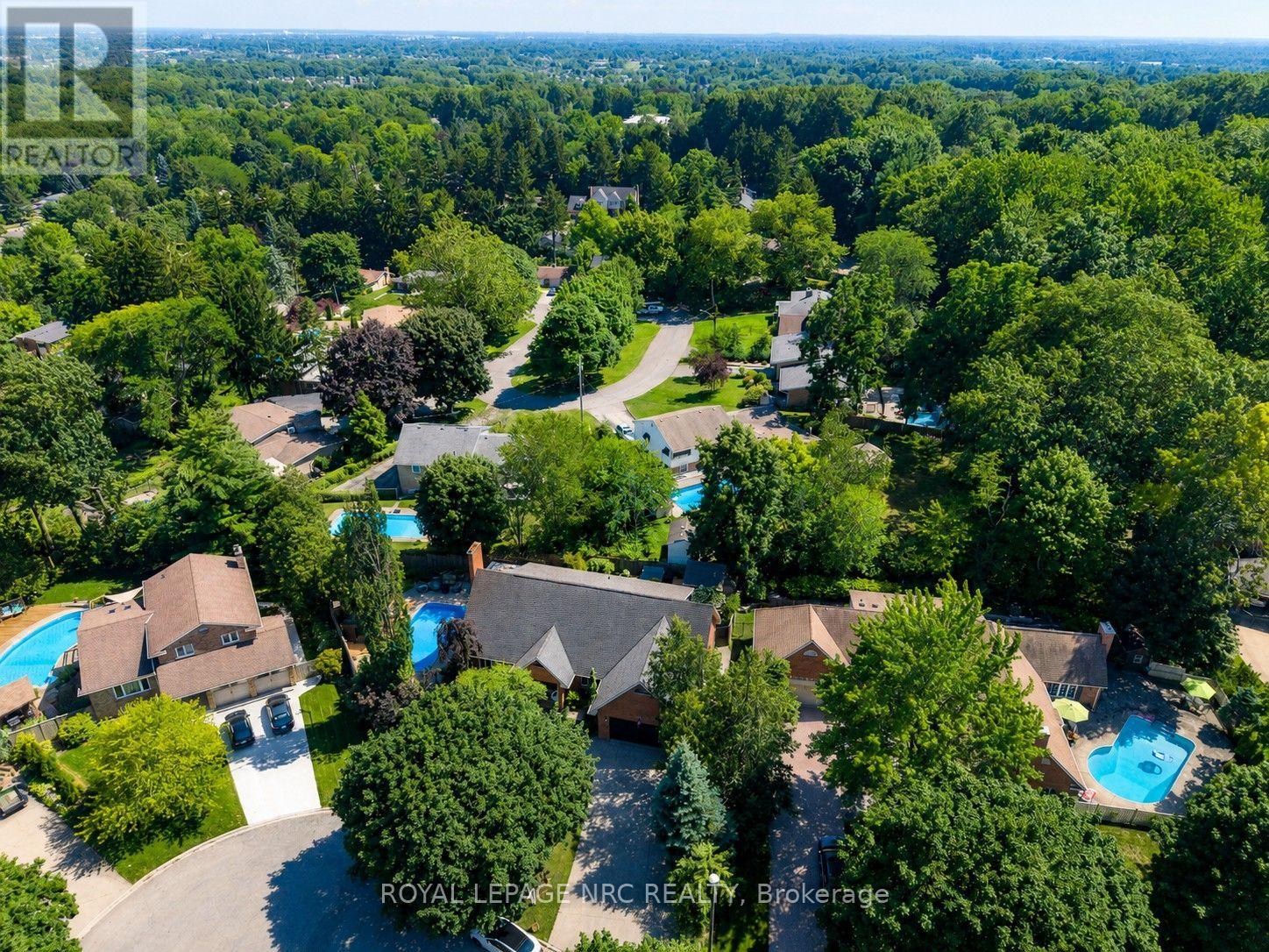 15 Petronella Parkway, Pelham, Ontario  L0S 1E0 - Photo 4 - X13570846