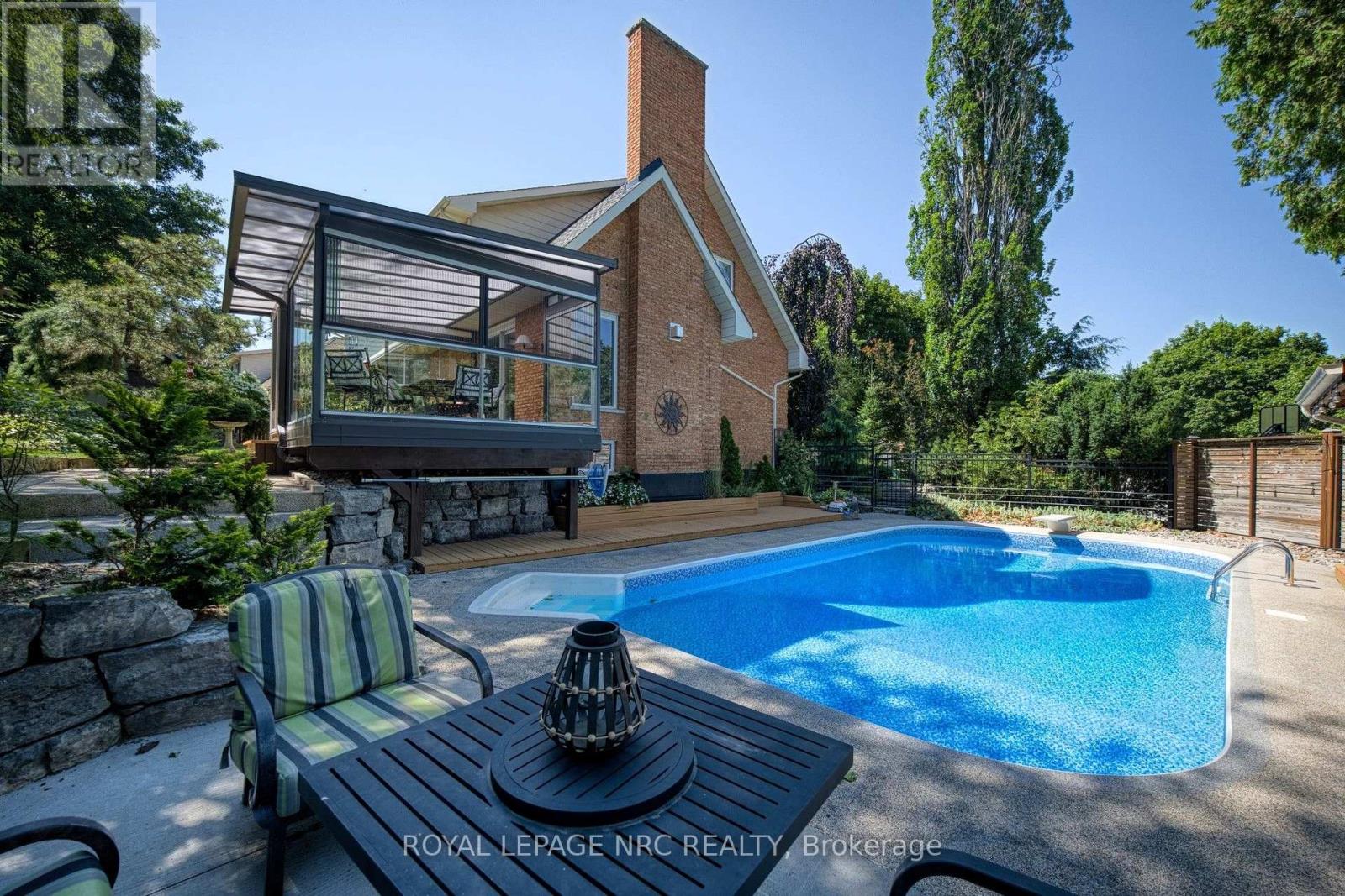 15 Petronella Parkway, Pelham, Ontario  L0S 1E0 - Photo 5 - X13570846