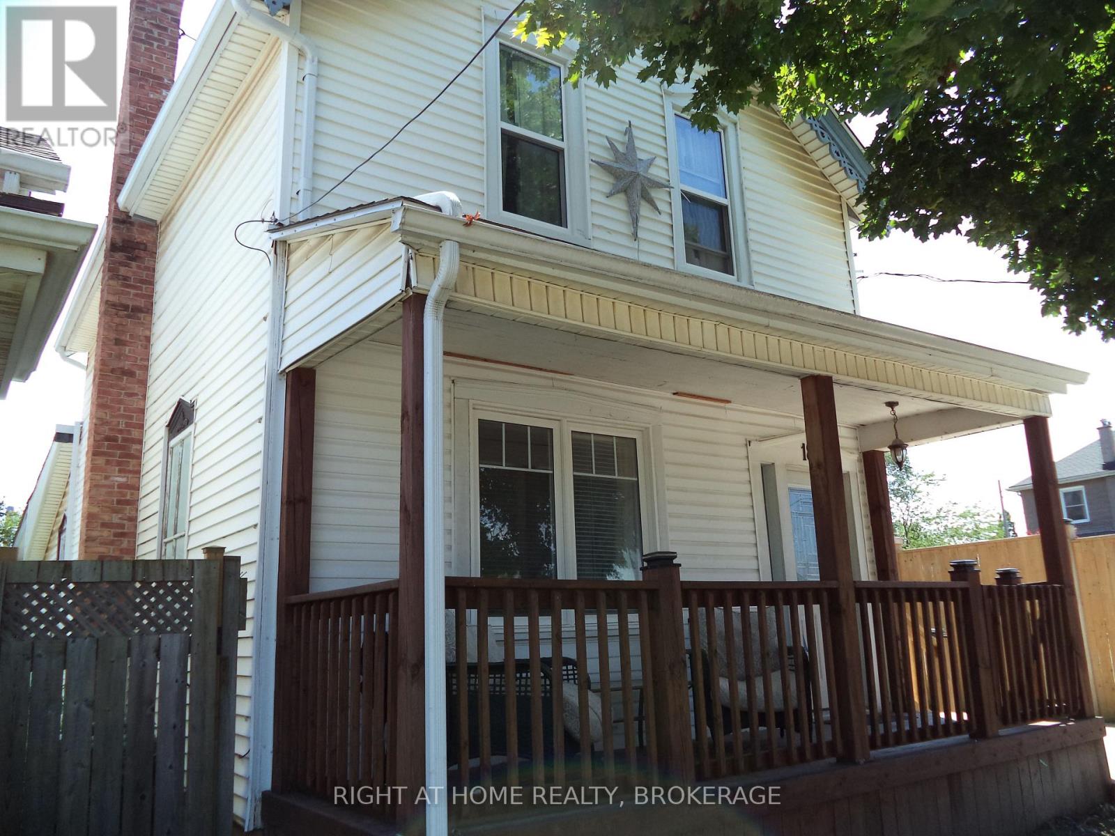 18 ALMOND STREET, St. Catharines, Ontario
