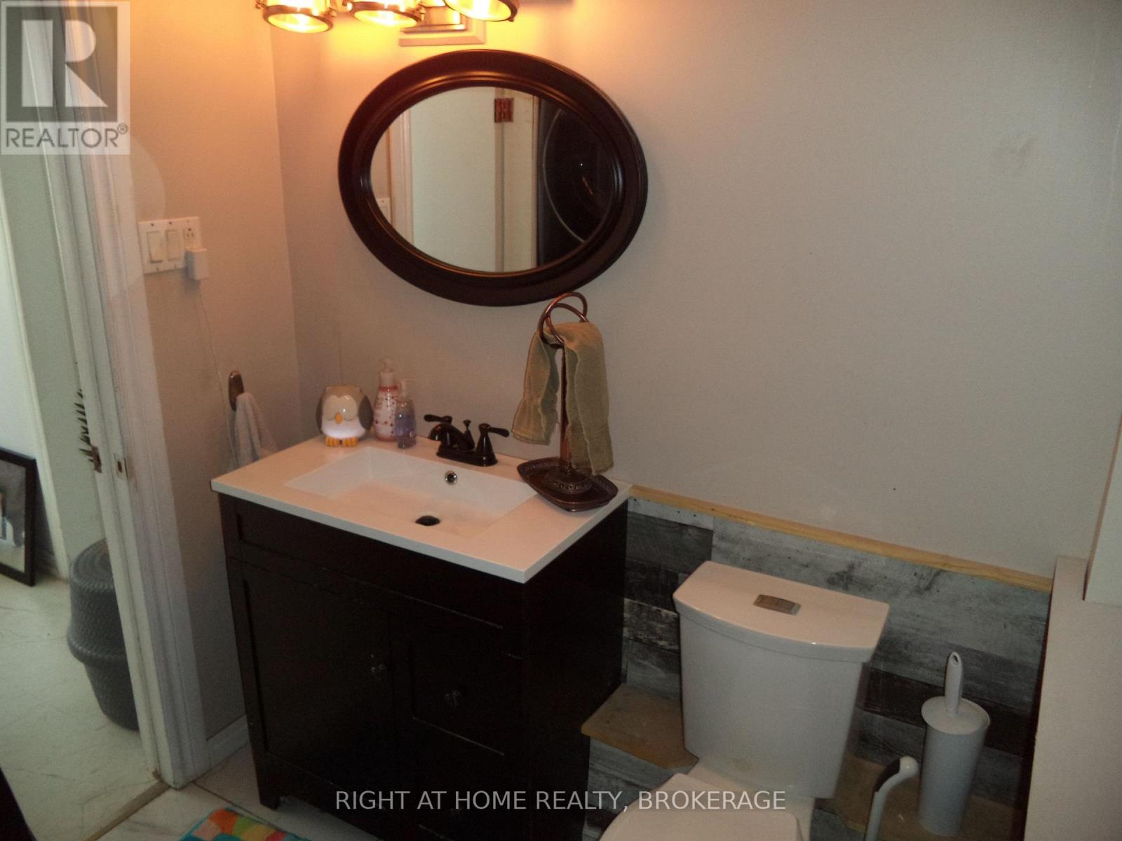 18 Almond Street, St. Catharines, Ontario  L2T 1E9 - Photo 22 - X13570866