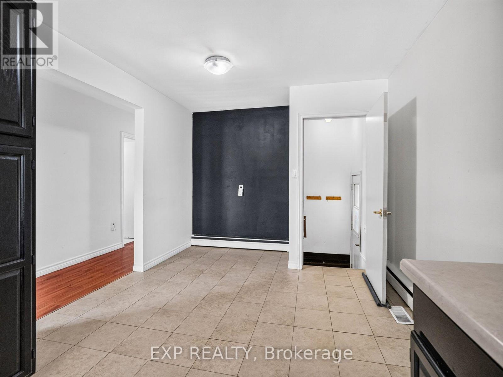 151 Wellington Street, Welland, Ontario  L3B 1B4 - Photo 10 - X13570986