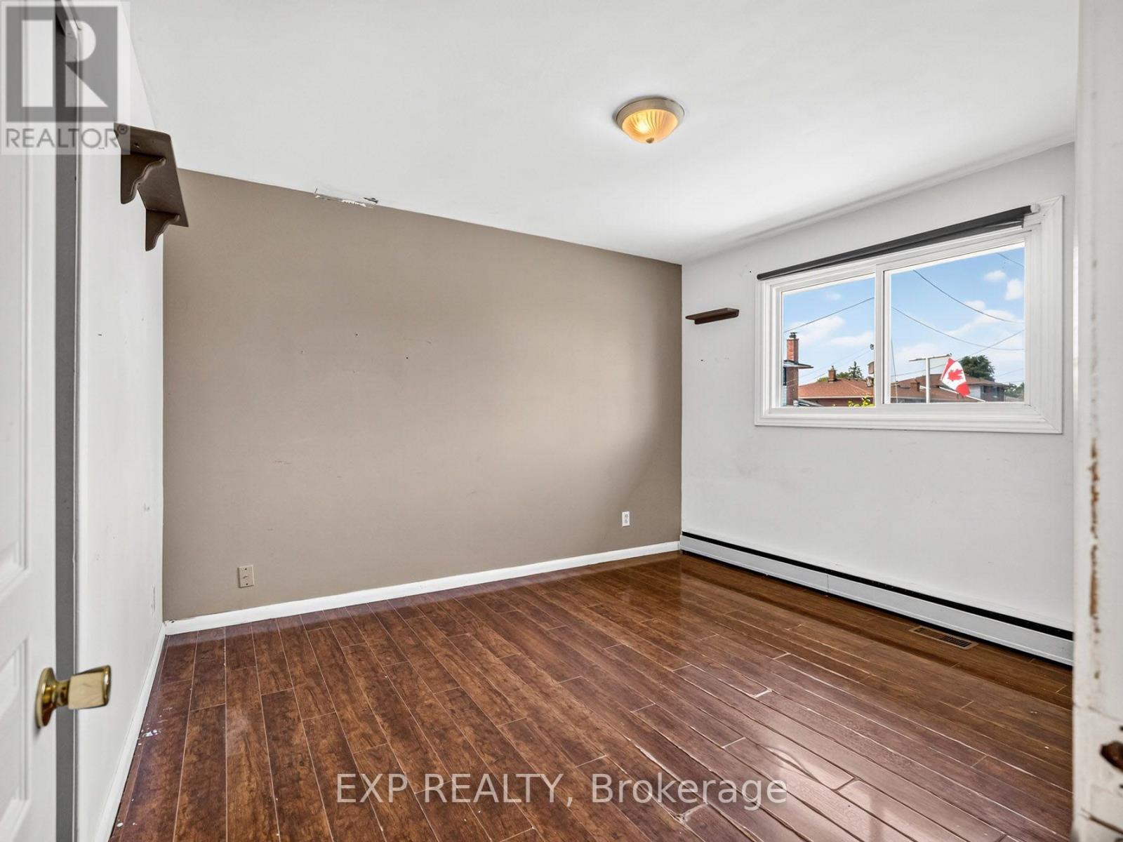 151 Wellington Street, Welland, Ontario  L3B 1B4 - Photo 12 - X13570986