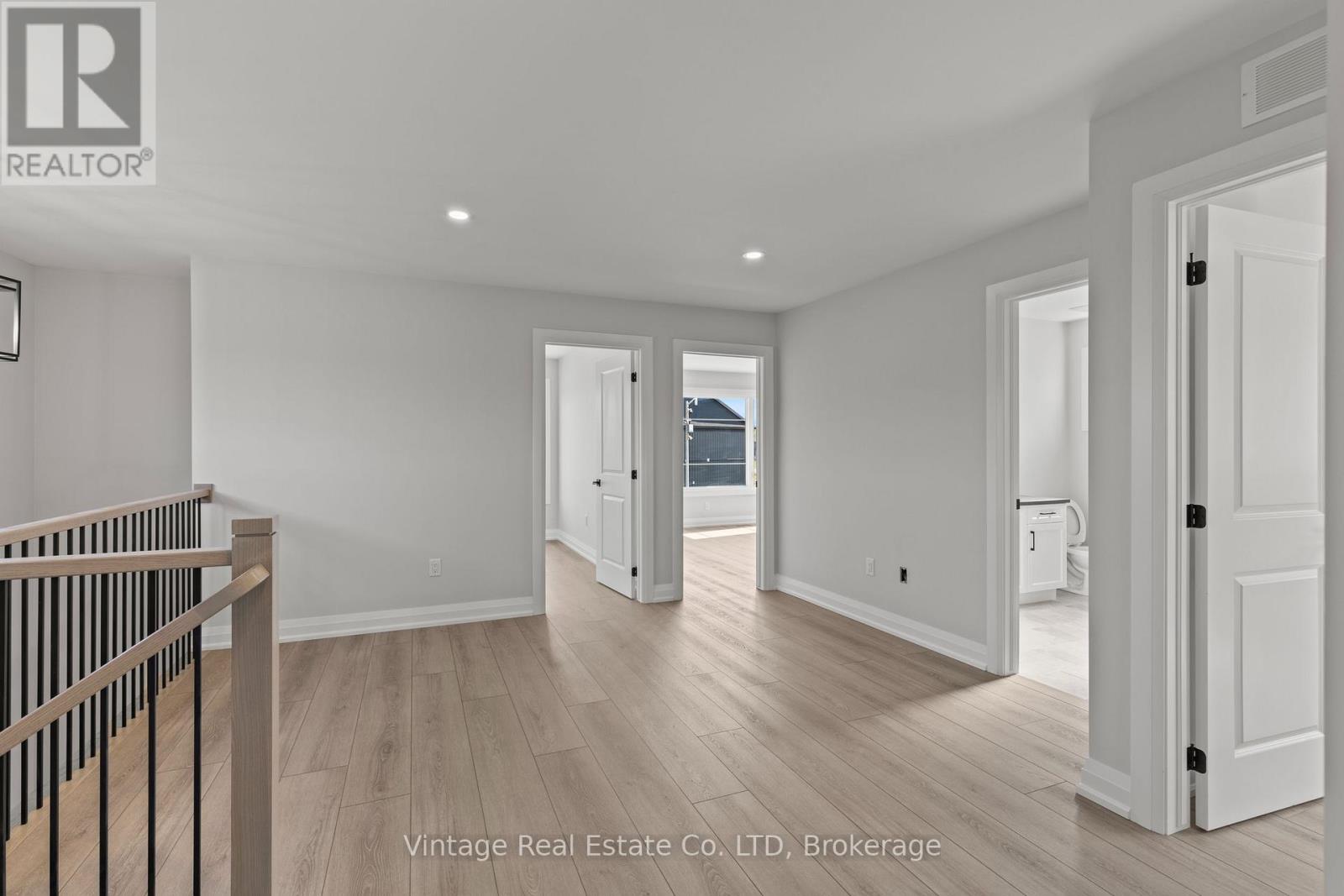 7455 Majestic Trail, Niagara Falls, Ontario  L2H 3V9 - Photo 13 - X13571020