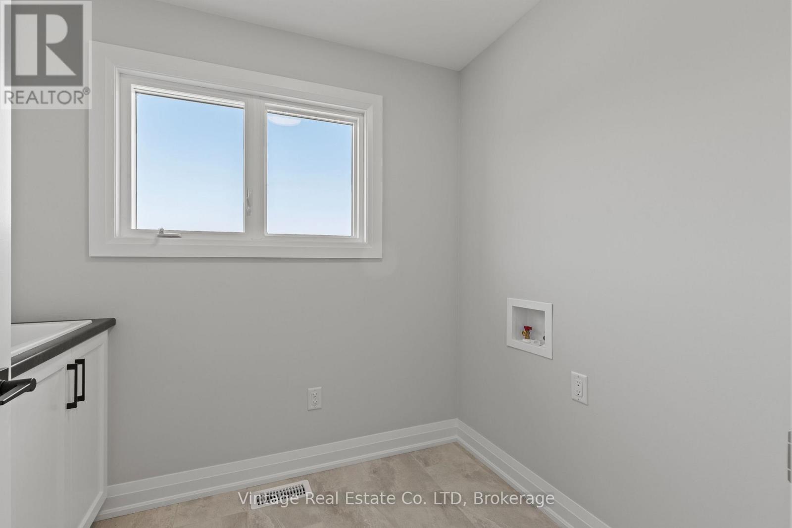 7455 Majestic Trail, Niagara Falls, Ontario  L2H 3V9 - Photo 23 - X13571020