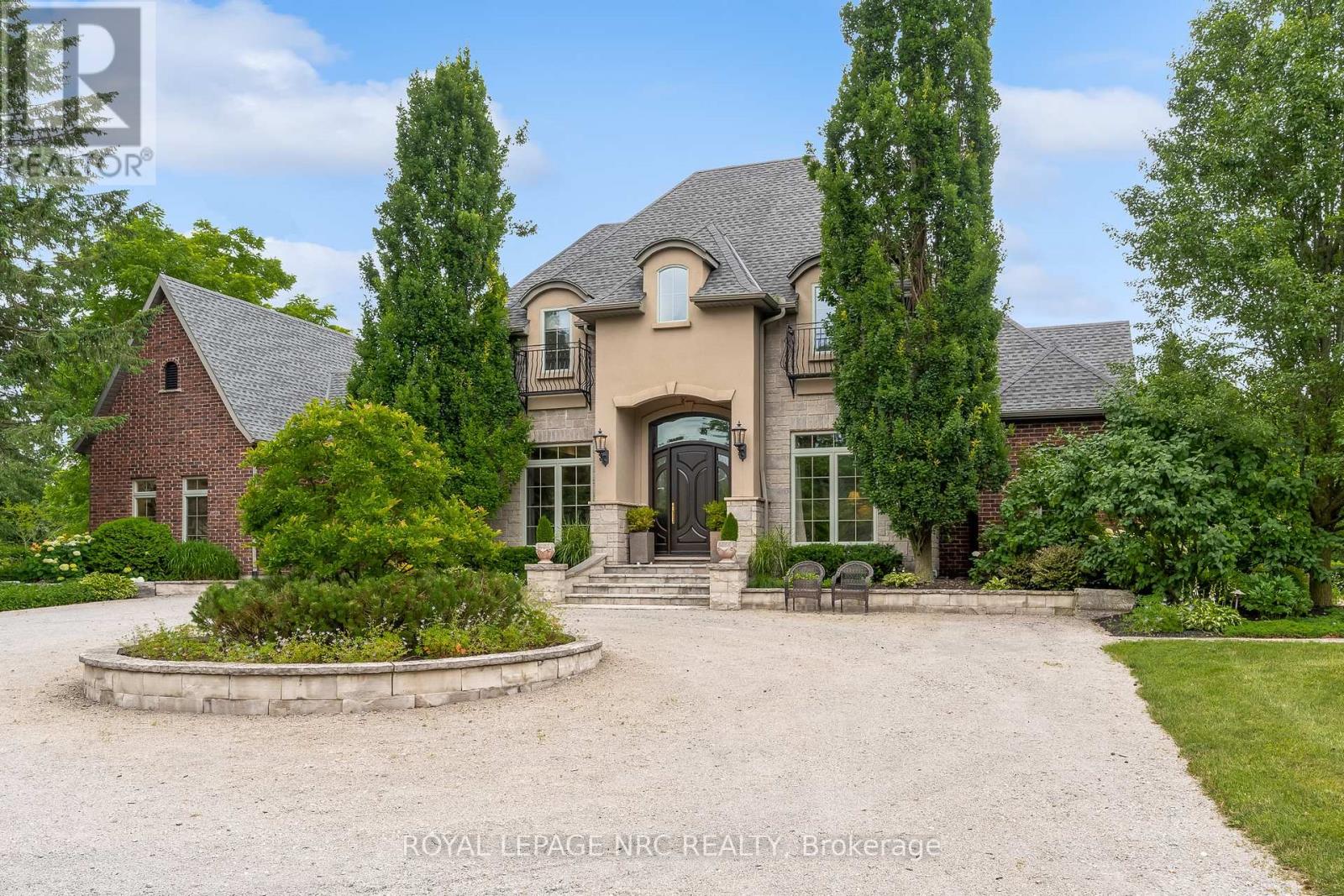 1323 EFFINGHAM STREET, Pelham, Ontario