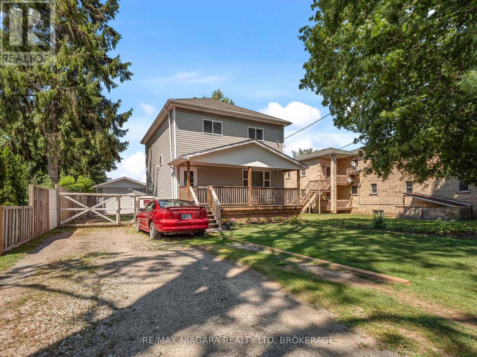31 Murray Street, Fort Erie, Ontario  L2A 2A3 - Photo 2 - X13571456