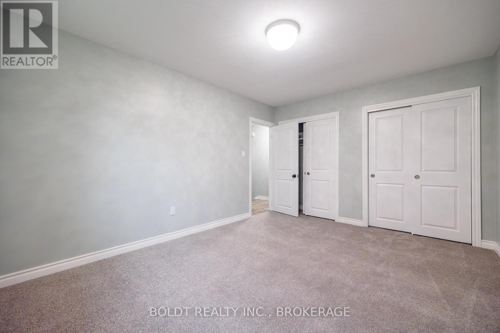8 Pamela Drive, Thorold, Ontario  L2V 2X8 - Photo 18 - X13571730
