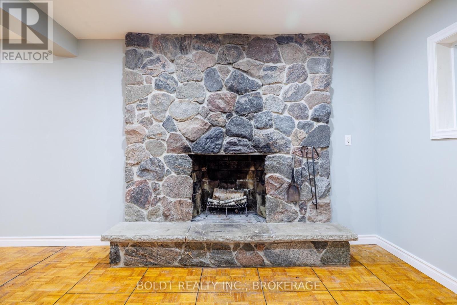 8 Pamela Drive, Thorold, Ontario  L2V 2X8 - Photo 22 - X13571730