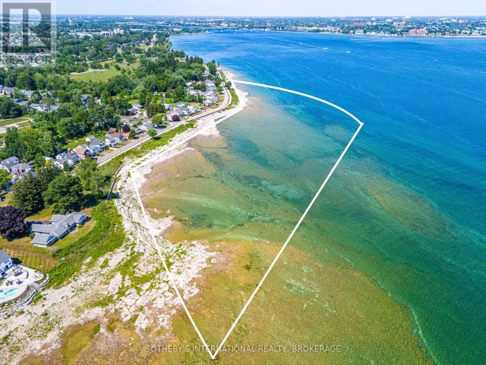 Ss Lakeshore Road, Fort Erie, Ontario  L2A 1B8 - Photo 9 - X13571812