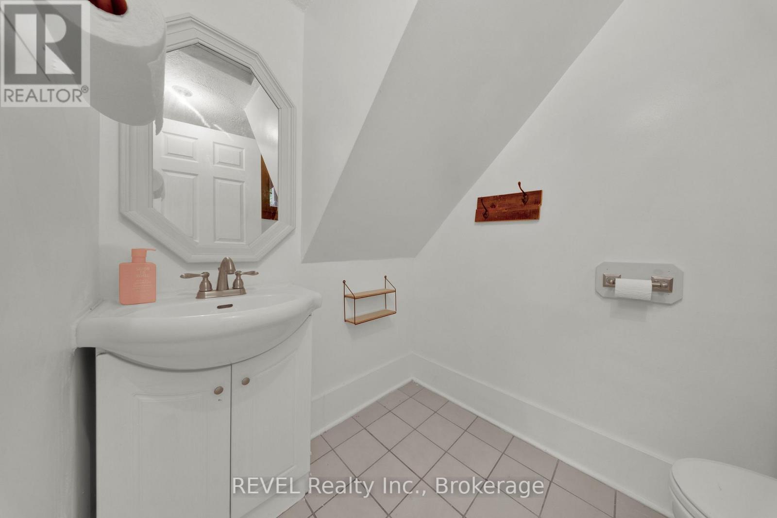 1433 Pelham Street, Pelham, Ontario  L0S 1E0 - Photo 20 - X13572032