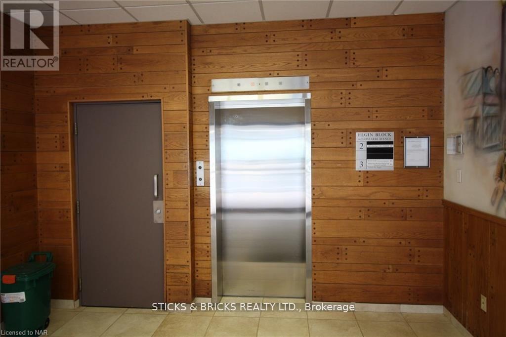 201 - 4673 ONTARIO AVENUE, Niagara Falls, Ontario