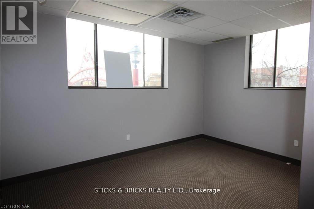 201 - 4673 Ontario Avenue, Niagara Falls, Ontario  L2E 3R1 - Photo 8 - X13572170