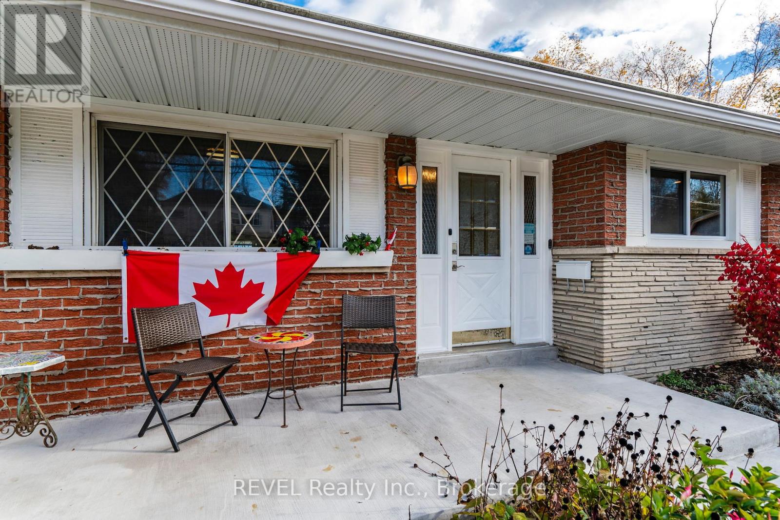 635 William Street, Midland, Ontario  L4R 2S7 - Photo 3 - S13572574