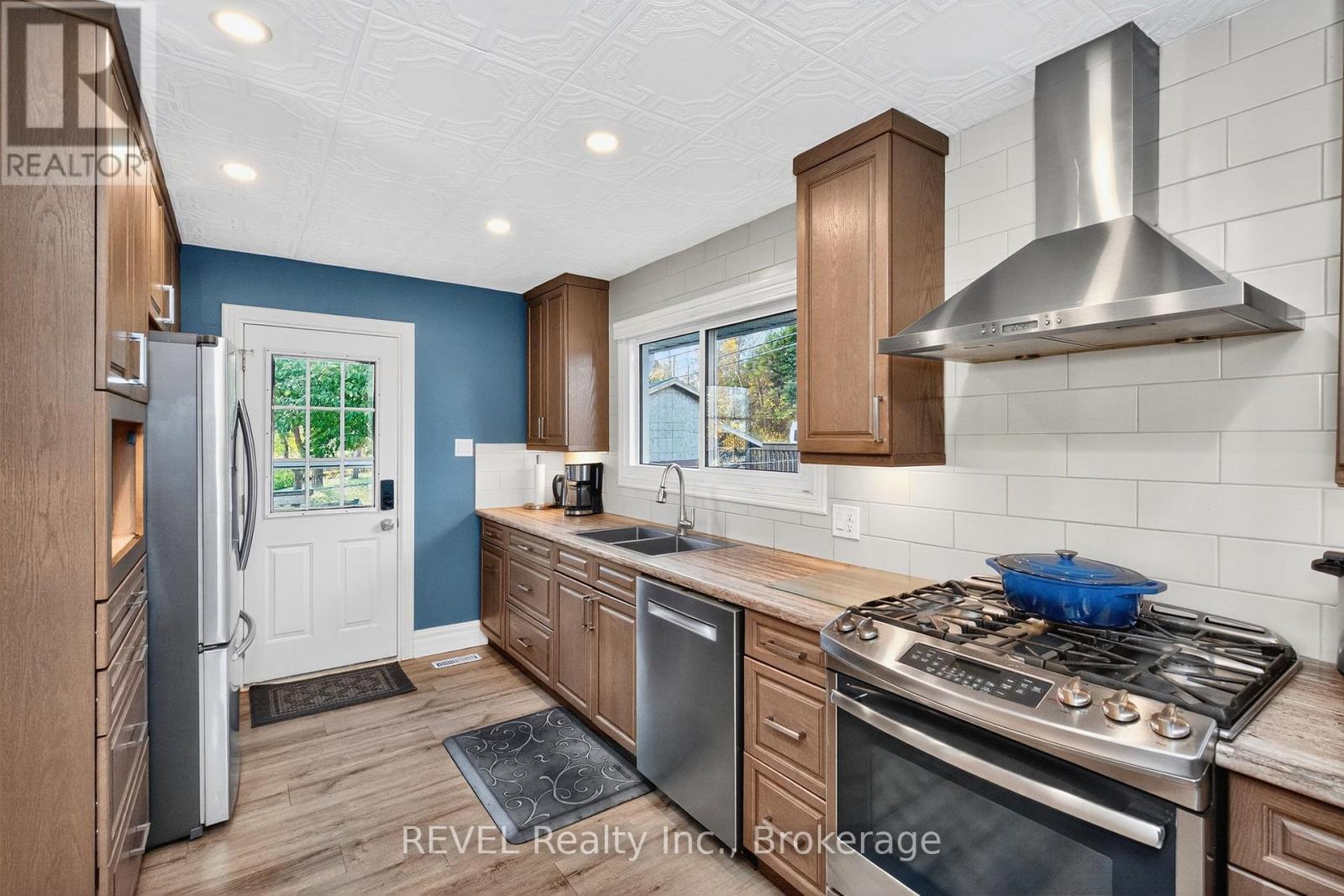 635 William Street, Midland, Ontario  L4R 2S7 - Photo 8 - S13572574