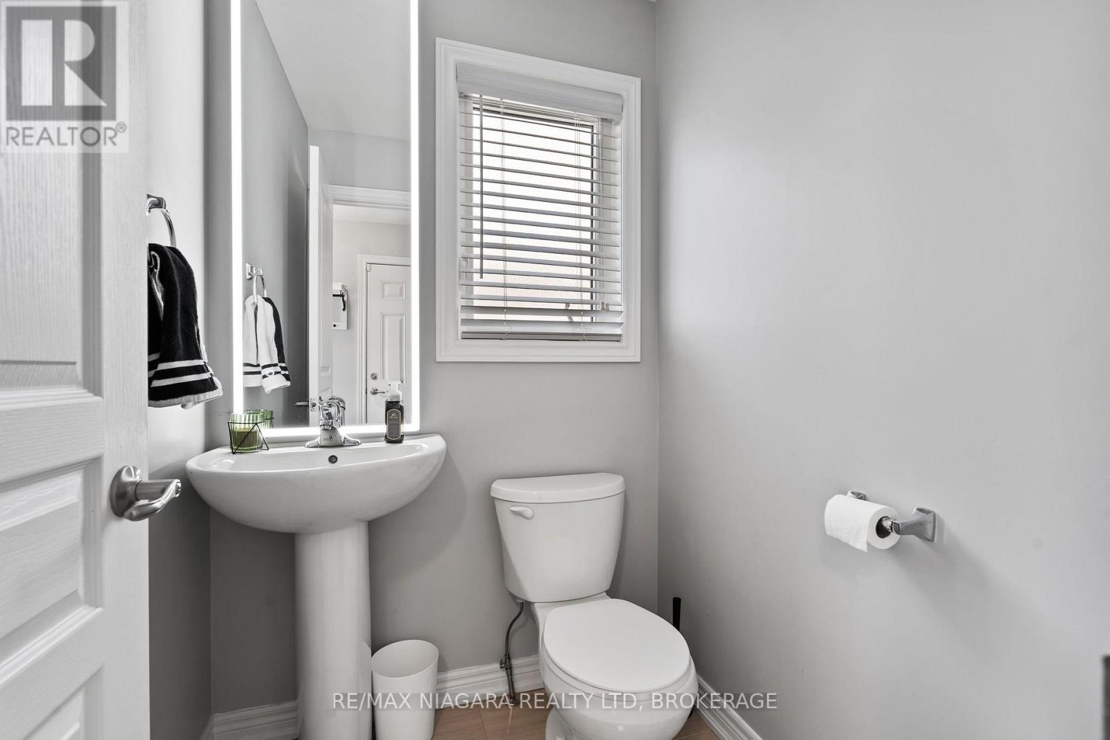 7 Riley Avenue, Pelham, Ontario  L0S 1E6 - Photo 14 - X13573074