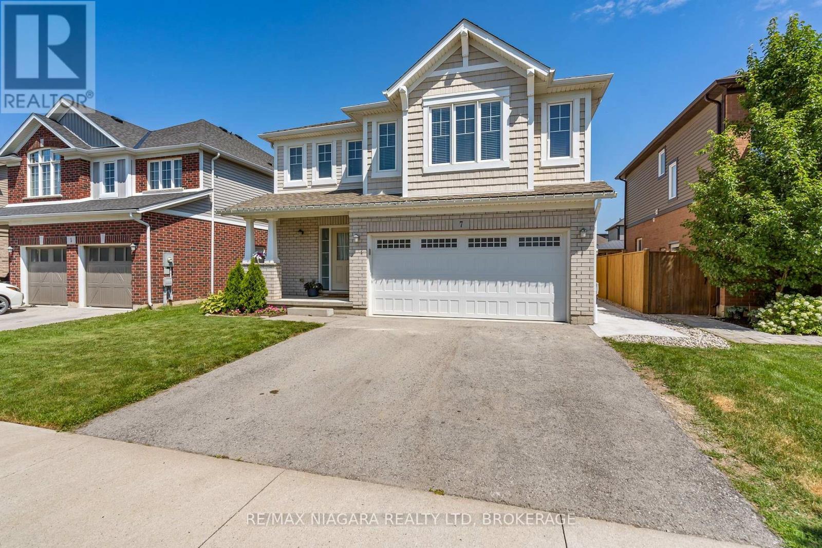7 Riley Avenue, Pelham, Ontario  L0S 1E6 - Photo 2 - X13573074