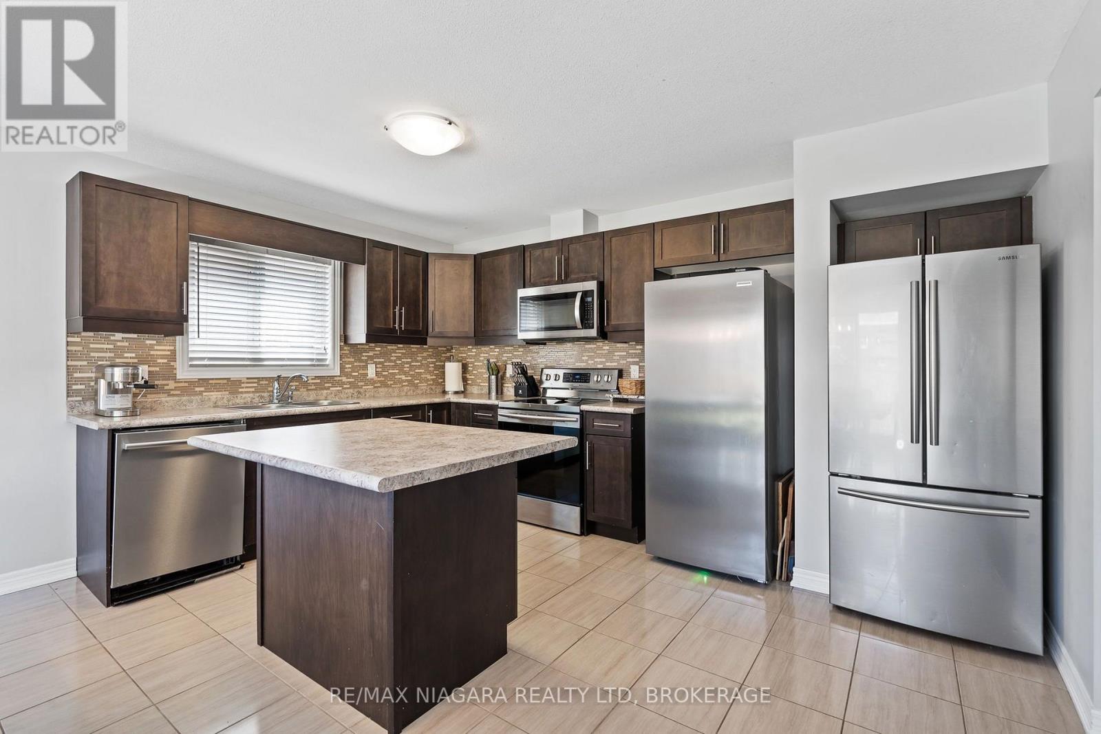 7 Riley Avenue, Pelham, Ontario  L0S 1E6 - Photo 9 - X13573074