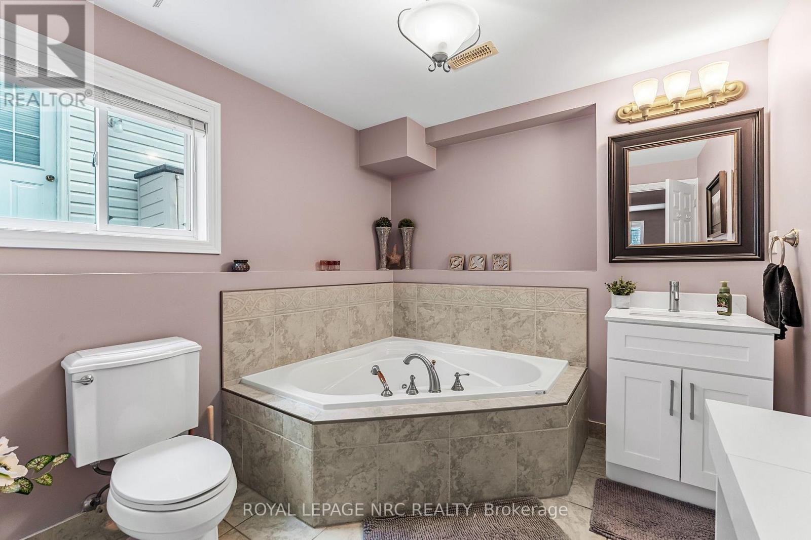 3584 Carver Street, Fort Erie, Ontario  L0S 1S0 - Photo 25 - X13573170