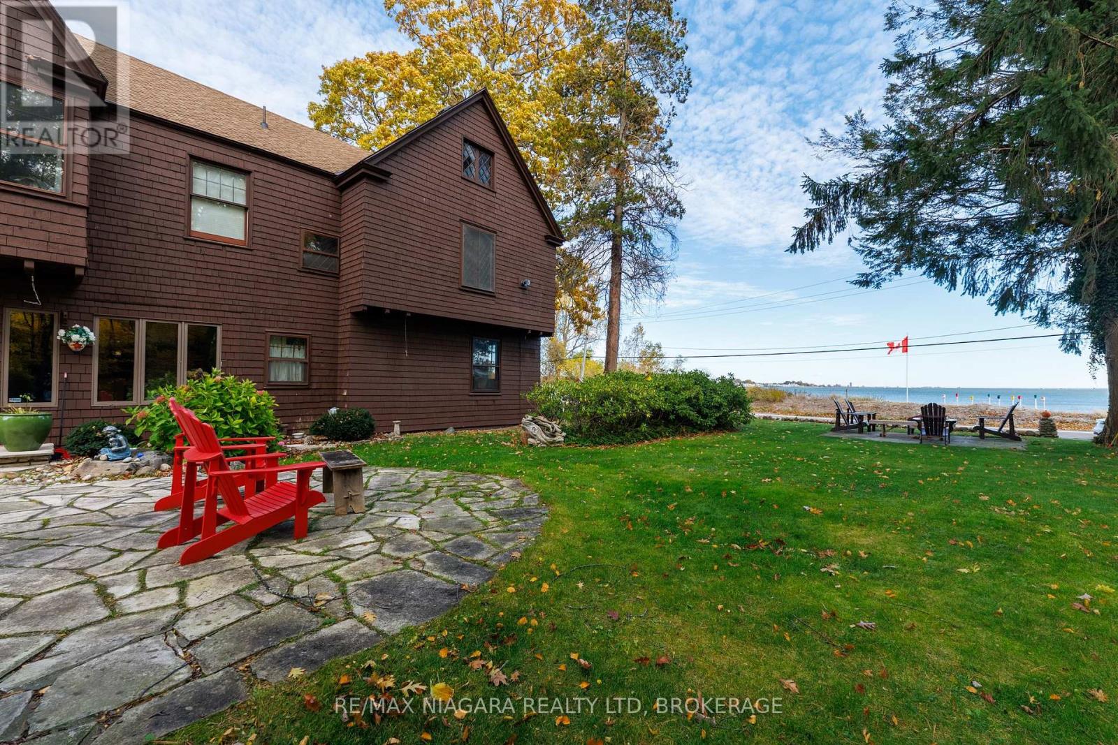 725 Point Abino Road S, Fort Erie, Ontario  L0S 1N0 - Photo 4 - X13573662