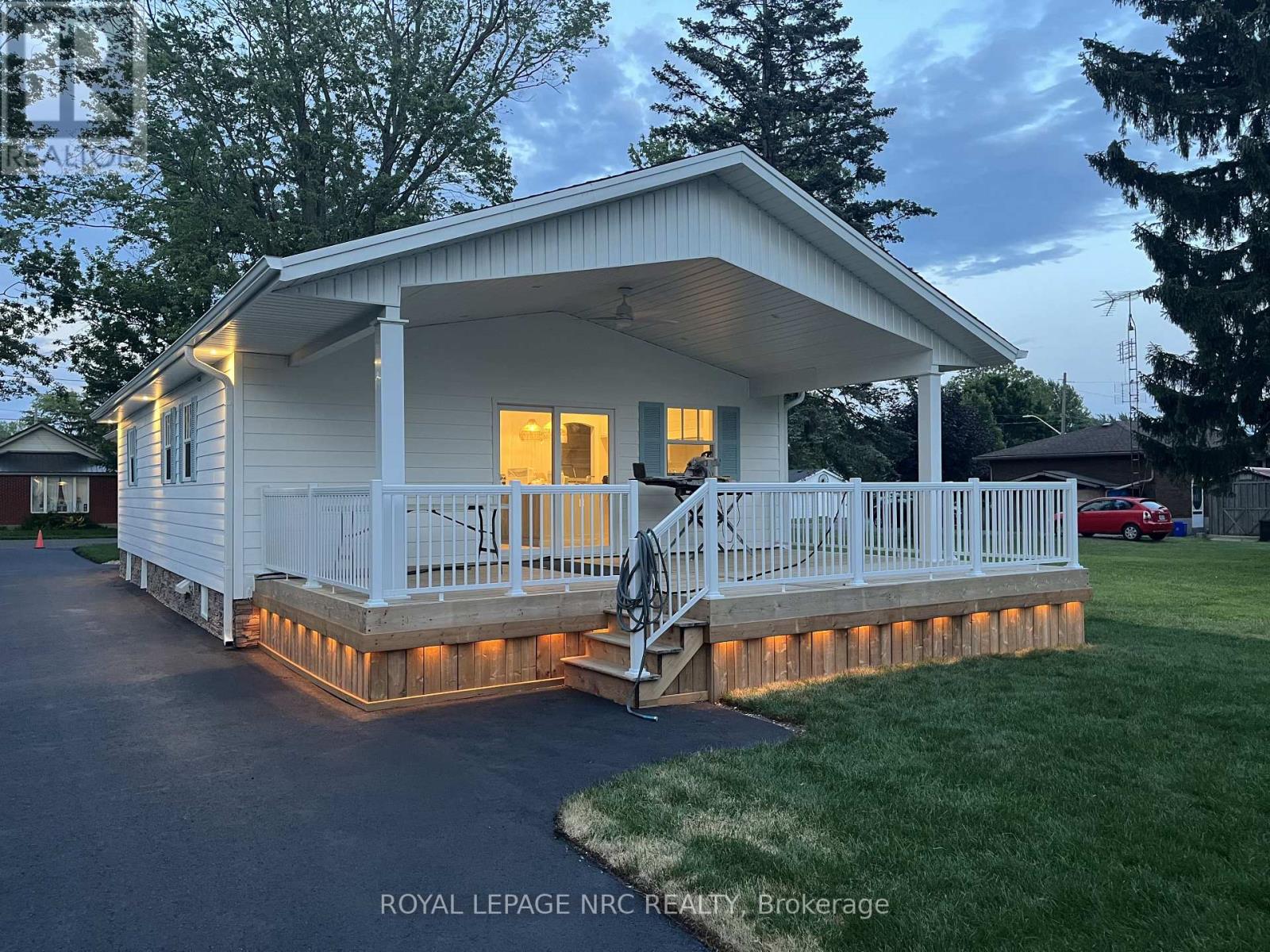47 Derby Road, Fort Erie, Ontario  L0S 1B0 - Photo 4 - X13573982