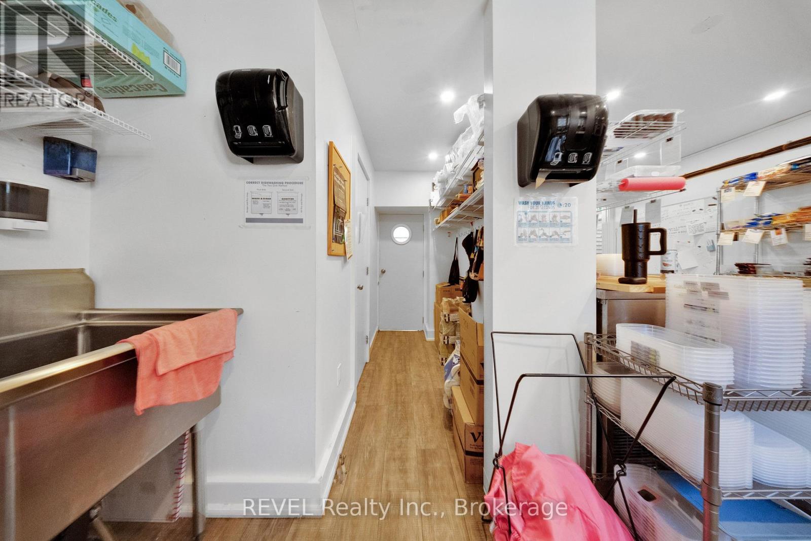 15 Queen Street, Niagara-On-The-Lake, Ontario  L0S 1J0 - Photo 11 - X13574078