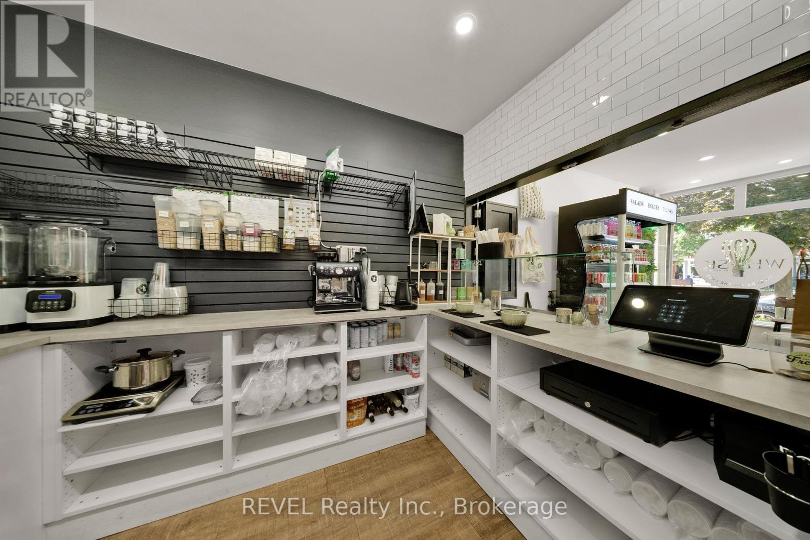 15 Queen Street, Niagara-On-The-Lake, Ontario  L0S 1J0 - Photo 16 - X13574078
