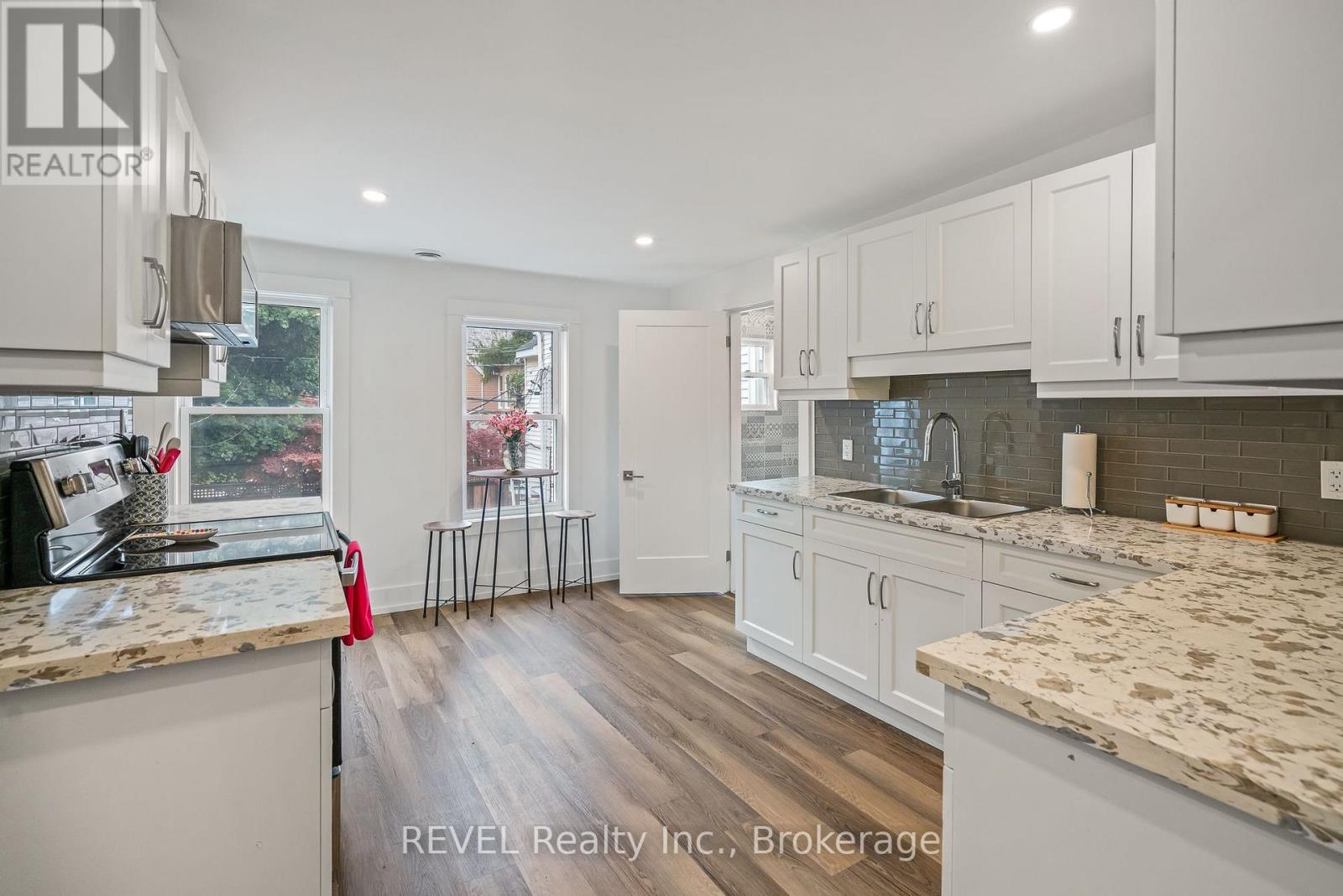15 Queen Street, Niagara-On-The-Lake, Ontario  L0S 1J0 - Photo 38 - X13574078