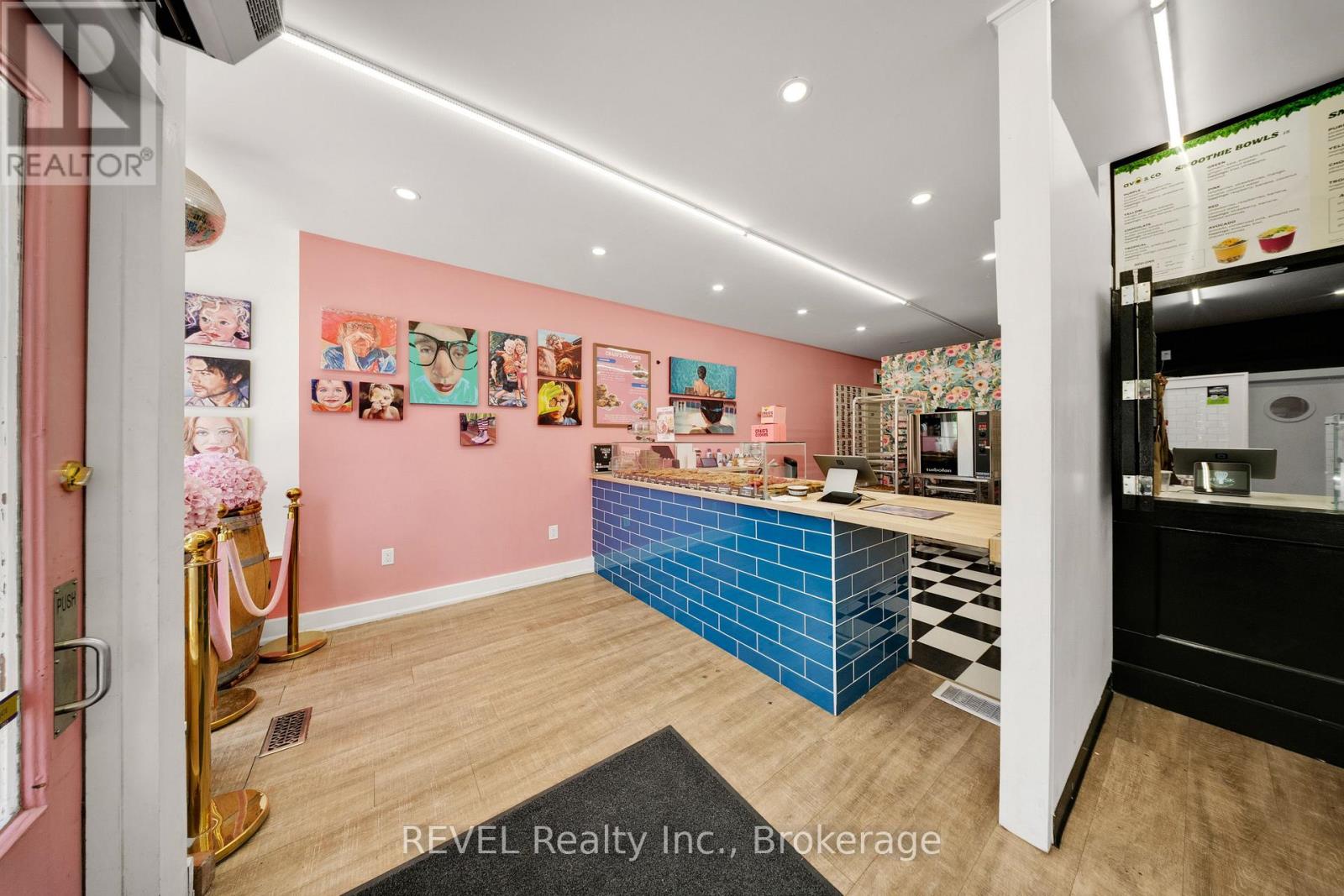 15 Queen Street, Niagara-On-The-Lake, Ontario  L0S 1J0 - Photo 6 - X13574078