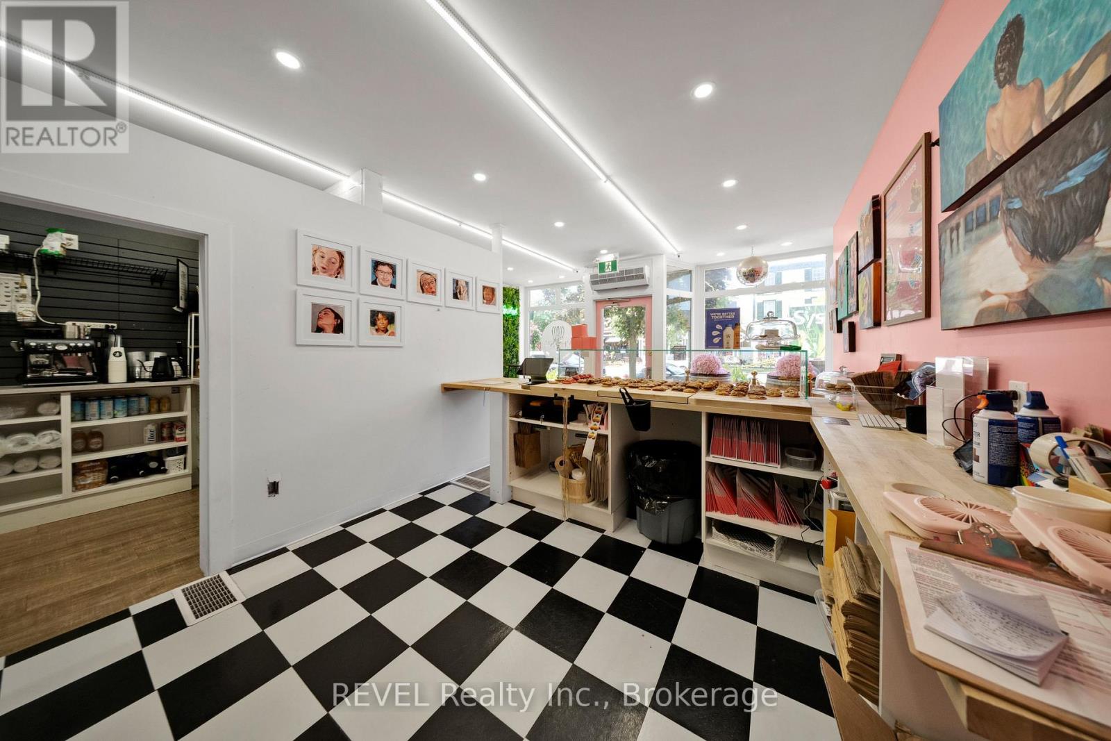15 Queen Street, Niagara-On-The-Lake, Ontario  L0S 1J0 - Photo 8 - X13574078