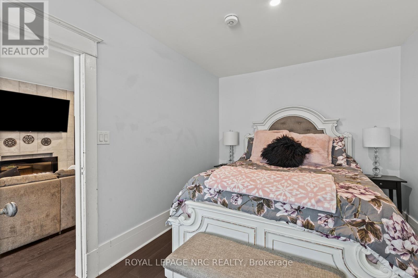 111 Morton Street, Thorold, Ontario  L2V 1C6 - Photo 18 - X13574162