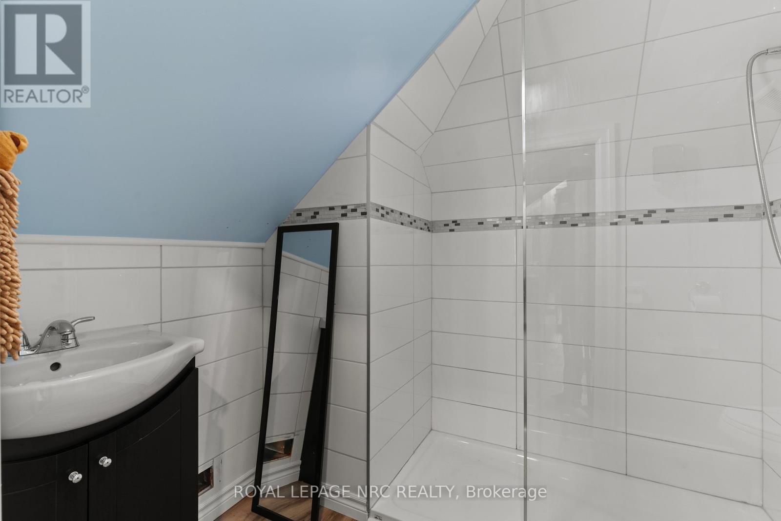 111 Morton Street, Thorold, Ontario  L2V 1C6 - Photo 27 - X13574162