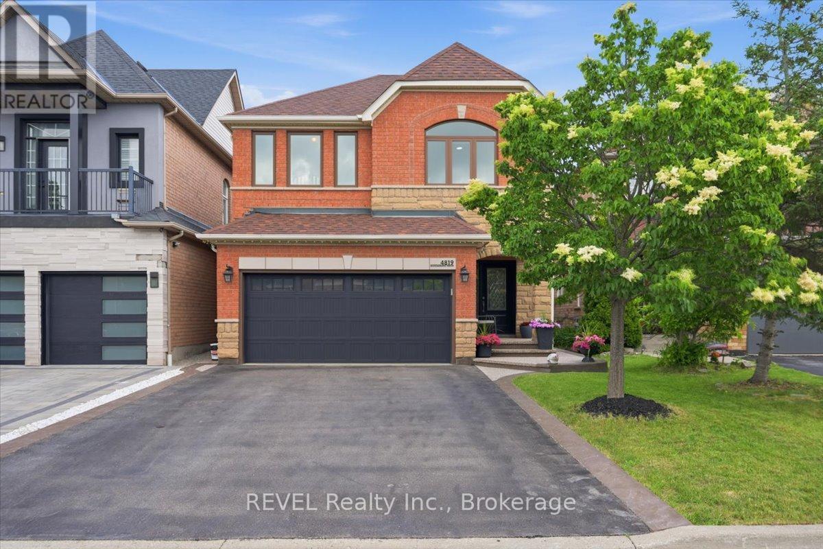 4819 BLOOMBURG DRIVE, Mississauga, Ontario
