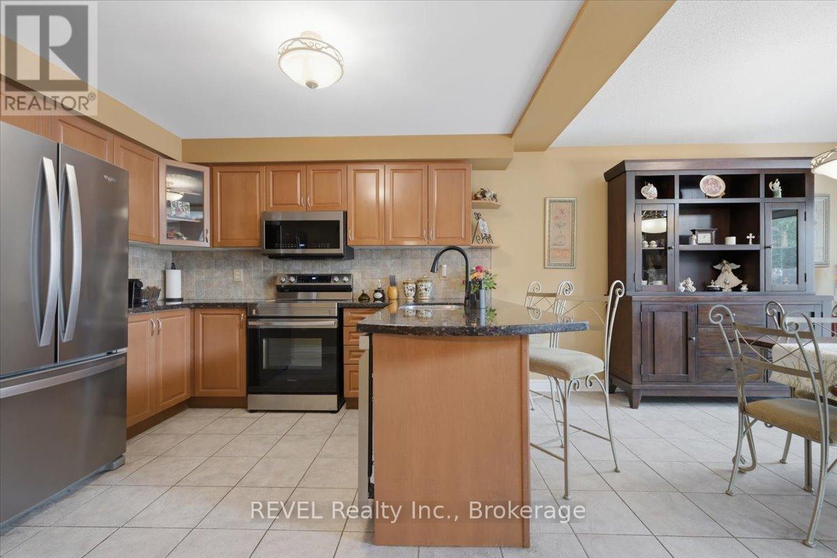4819 Bloomburg Drive, Mississauga, Ontario  L5M 7K4 - Photo 14 - W13574378