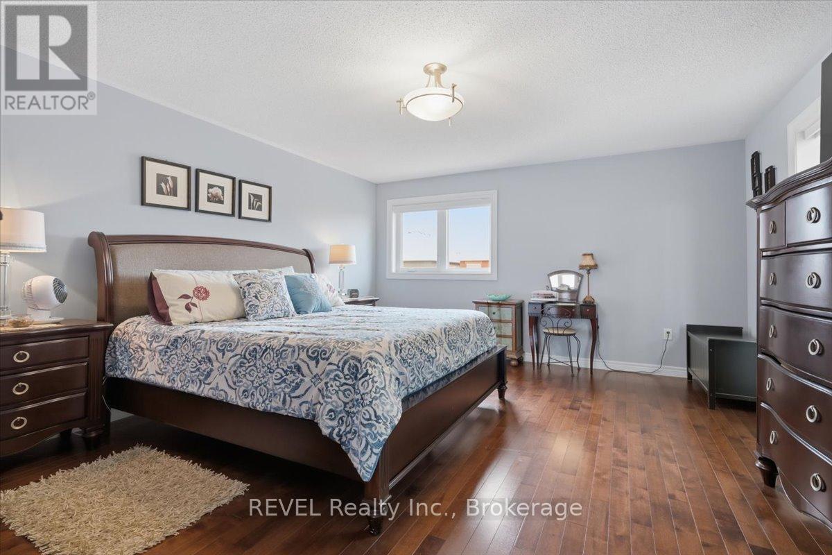 4819 Bloomburg Drive, Mississauga, Ontario  L5M 7K4 - Photo 22 - W13574378