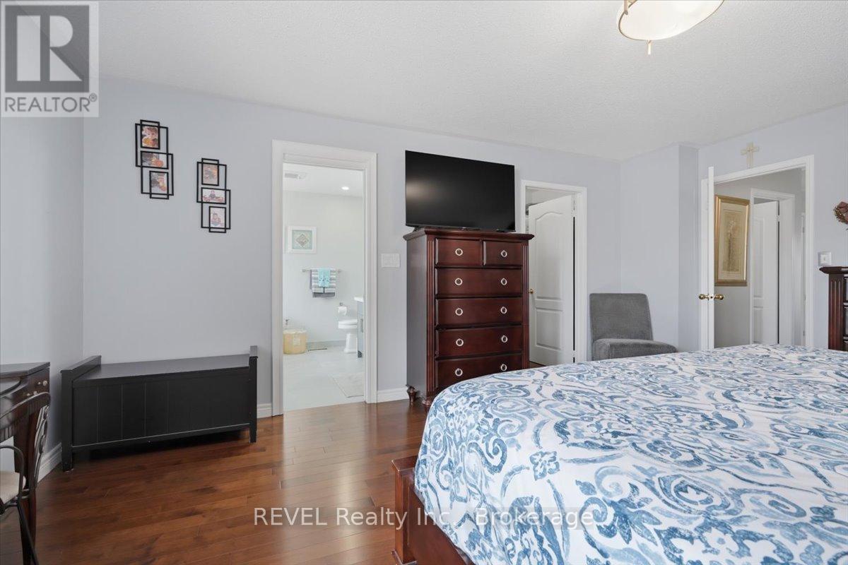 4819 Bloomburg Drive, Mississauga, Ontario  L5M 7K4 - Photo 23 - W13574378