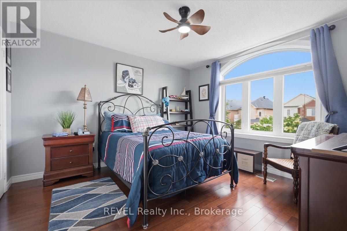 4819 Bloomburg Drive, Mississauga, Ontario  L5M 7K4 - Photo 25 - W13574378
