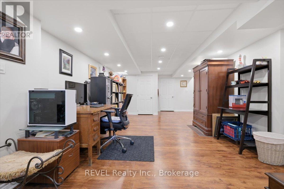 4819 Bloomburg Drive, Mississauga, Ontario  L5M 7K4 - Photo 33 - W13574378
