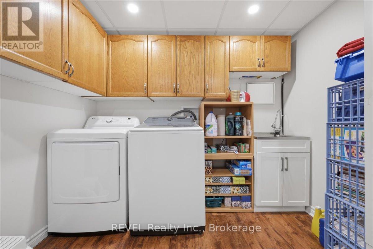 4819 Bloomburg Drive, Mississauga, Ontario  L5M 7K4 - Photo 34 - W13574378
