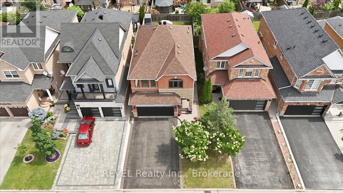 4819 Bloomburg Drive, Mississauga, Ontario  L5M 7K4 - Photo 35 - W13574378