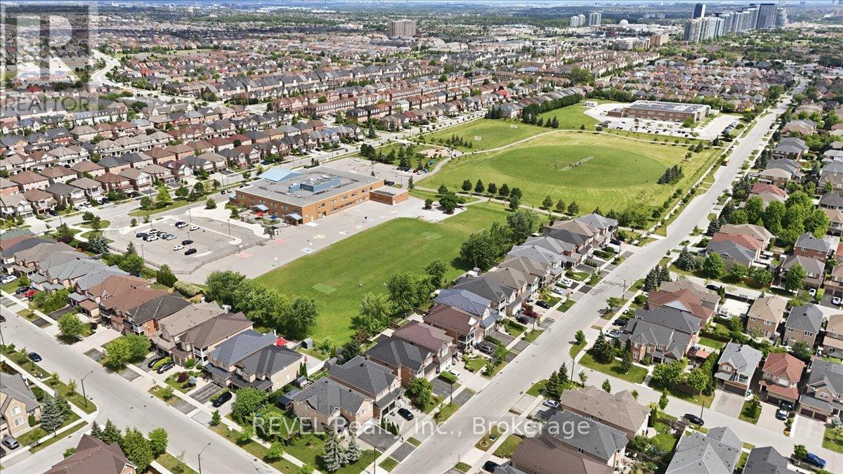 4819 Bloomburg Drive, Mississauga, Ontario  L5M 7K4 - Photo 44 - W13574378