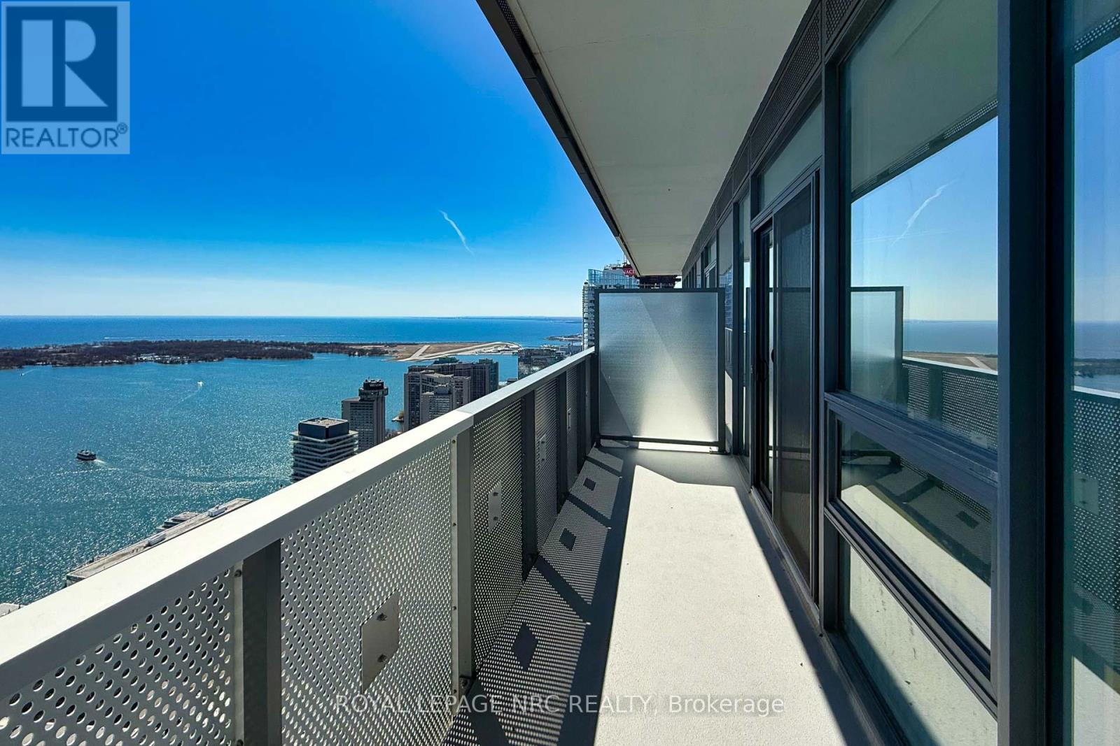 6908 - 138 Downes Street, Toronto, Ontario  M5E 0E4 - Photo 35 - C13574944
