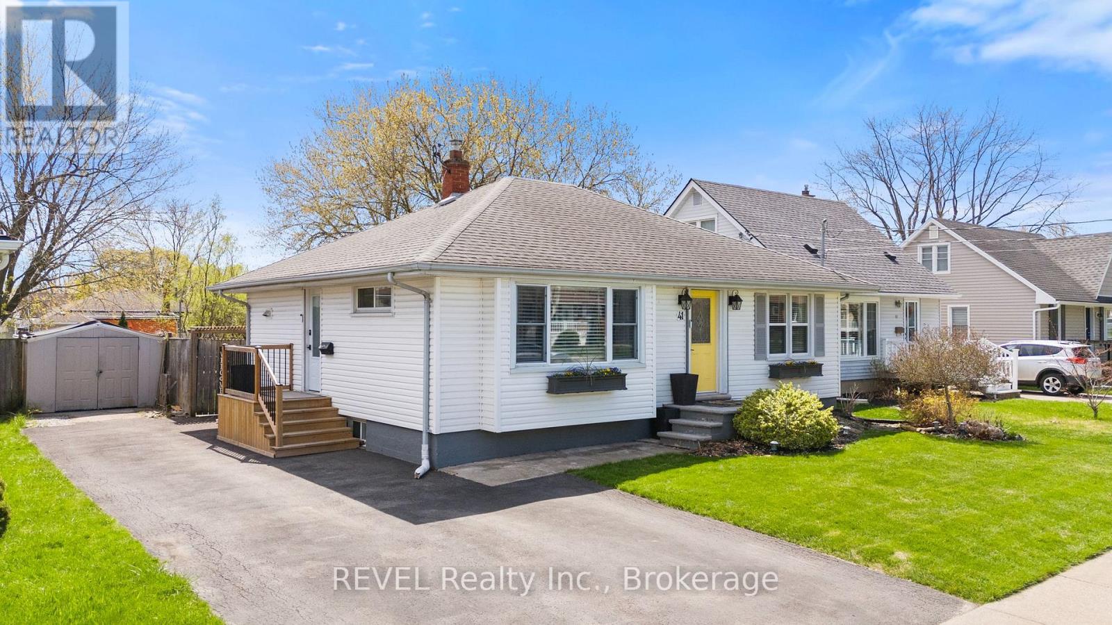 41 Rose Avenue, Thorold, Ontario  L2V 3C7 - Photo 3 - X13575180