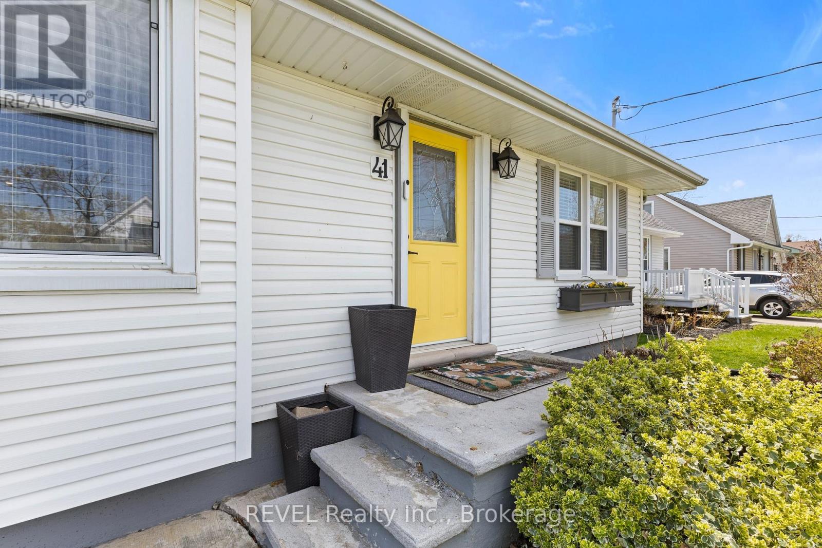 41 Rose Avenue, Thorold, Ontario  L2V 3C7 - Photo 4 - X13575180