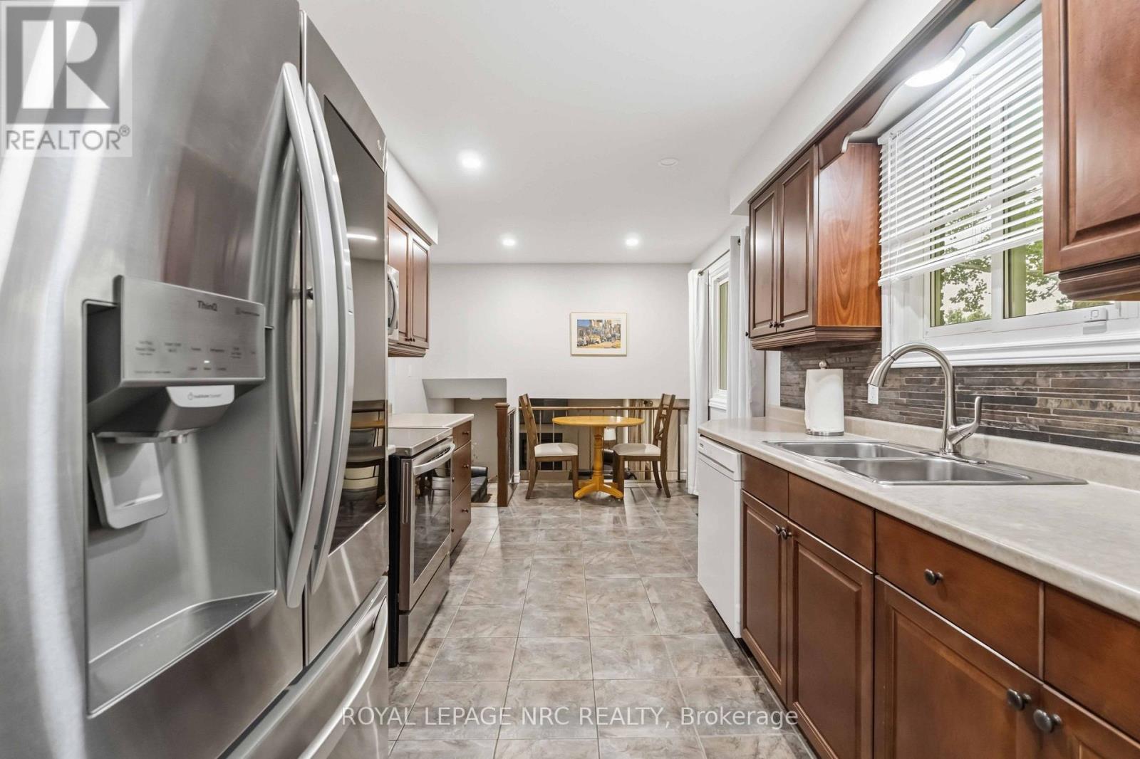 18 October Drive, St. Catharines, Ontario  L2N 6T2 - Photo 11 - X13575188