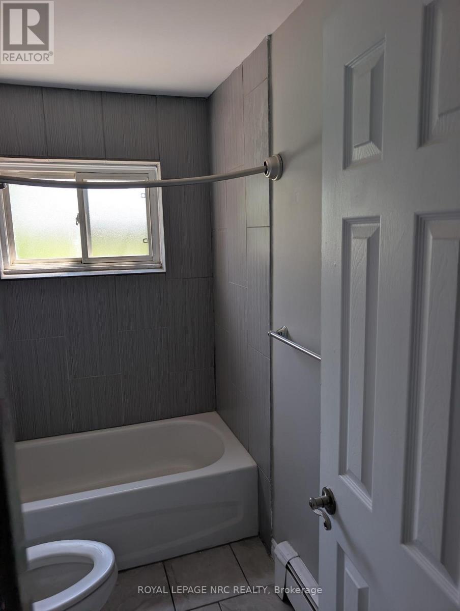 3 - 15 Bolton Avenue, Thorold, Ontario  L2V 3H5 - Photo 7 - X13575324